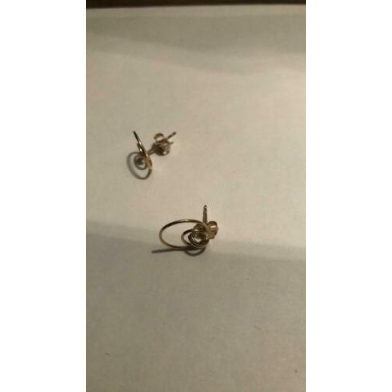 14 krt gouden oorbellen, 585