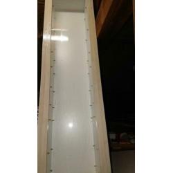 Vitrinekast ikea beukenfineer