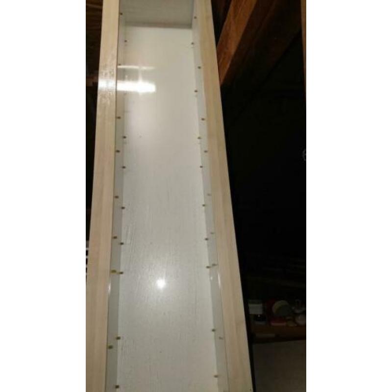 Vitrinekast ikea beukenfineer