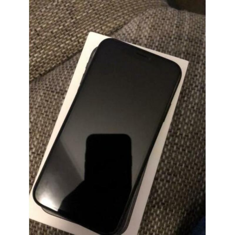 Apple iPhone XR 128GB Black ZGAN