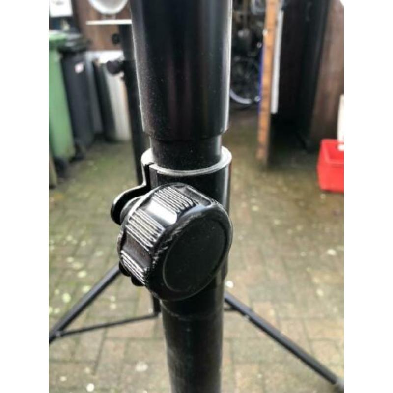 2x Speakers statief