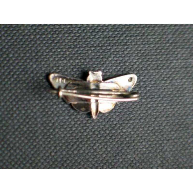 Art Deco zilveren vlinder broche groen en zwart emaille