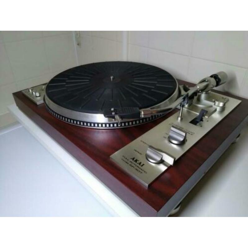 Akai ap-307 platenspeler