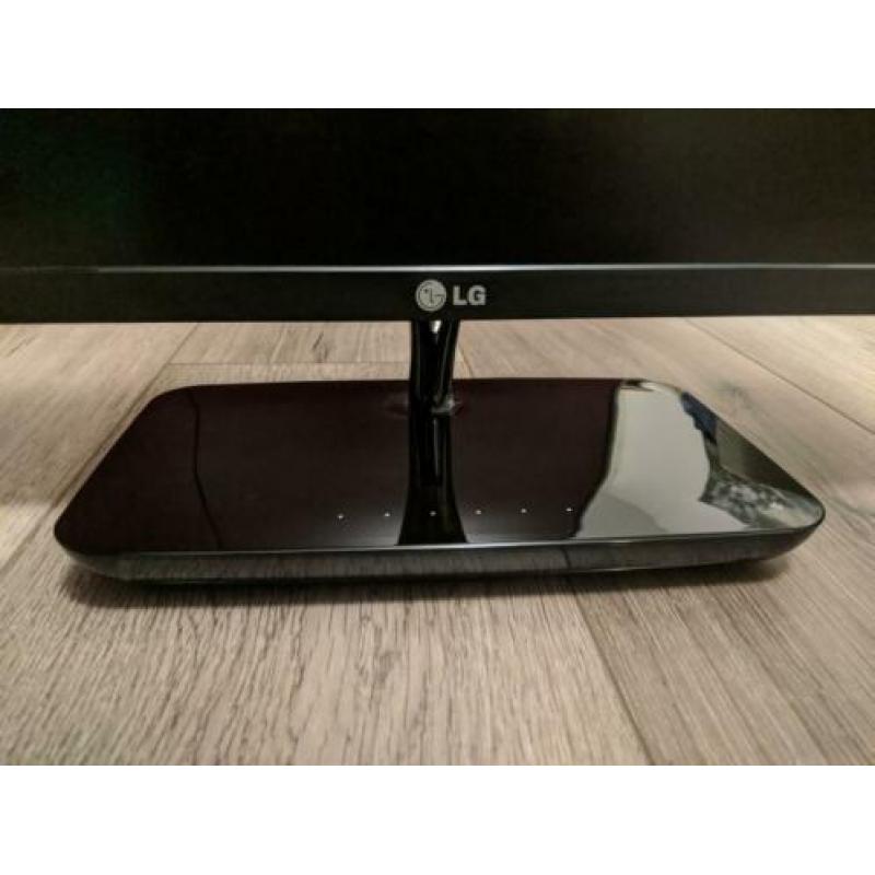 22inch full HD LED TN panel van LG