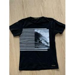 Finger In The Nose zwart shirt met surfer maat 3XL 12/13jaar