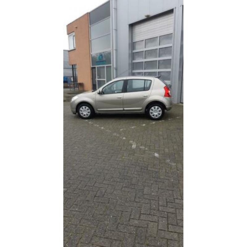 Dacia Sandero 1.6 MPI 90 2009 Grijs Airco
