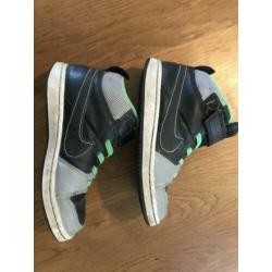 Nike sportschoenen 28.5