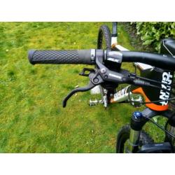 Giant XTC advanced 29er carbon.