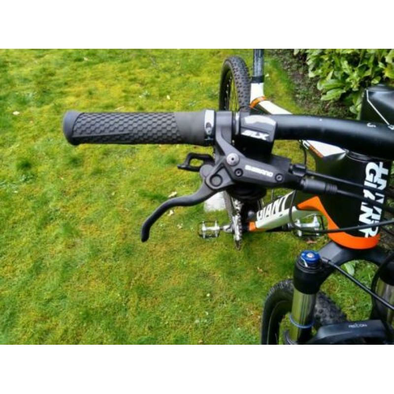 Giant XTC advanced 29er carbon.