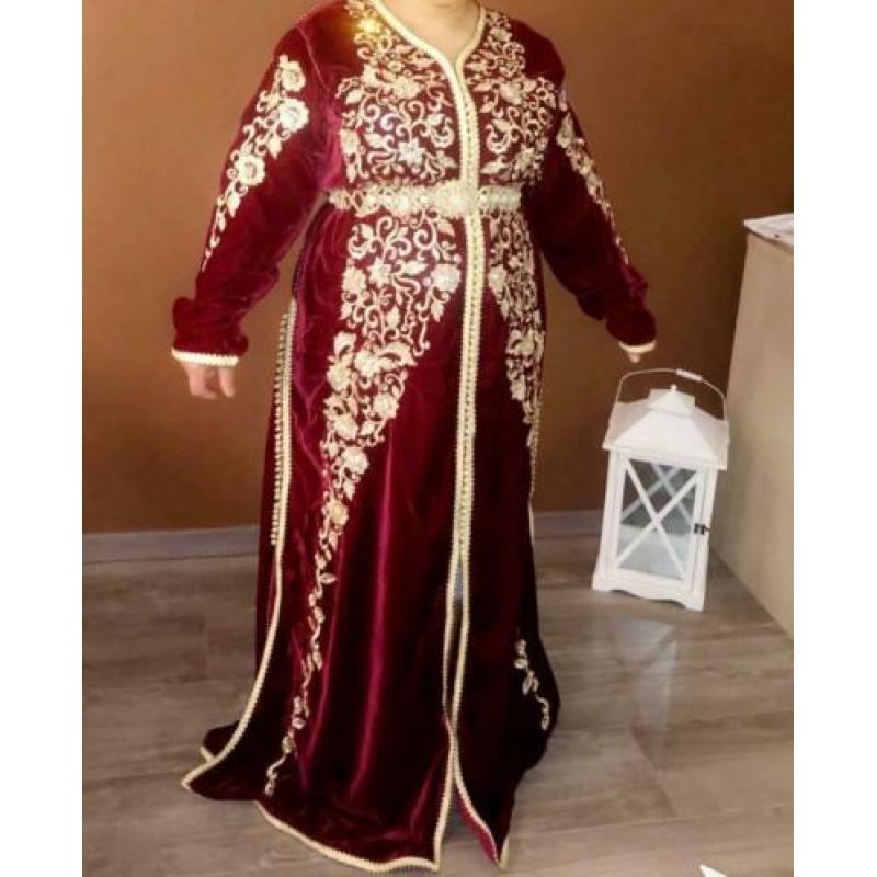 Marokkaanse jurk (caftan) bieden vanaf 50 euro