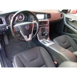 Volvo S60 2.0 D3 5-Cil 164PK Automaat MOMENTUM | Navi | Stoe
