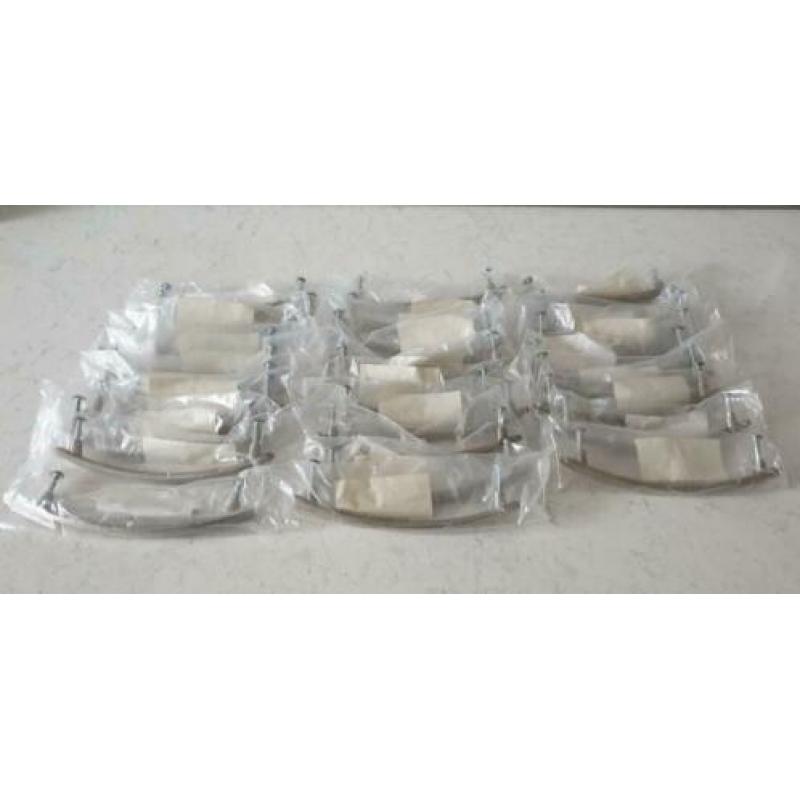 Handgrepen Keuken RVS 29 sts. H.o.H. 128 mm.