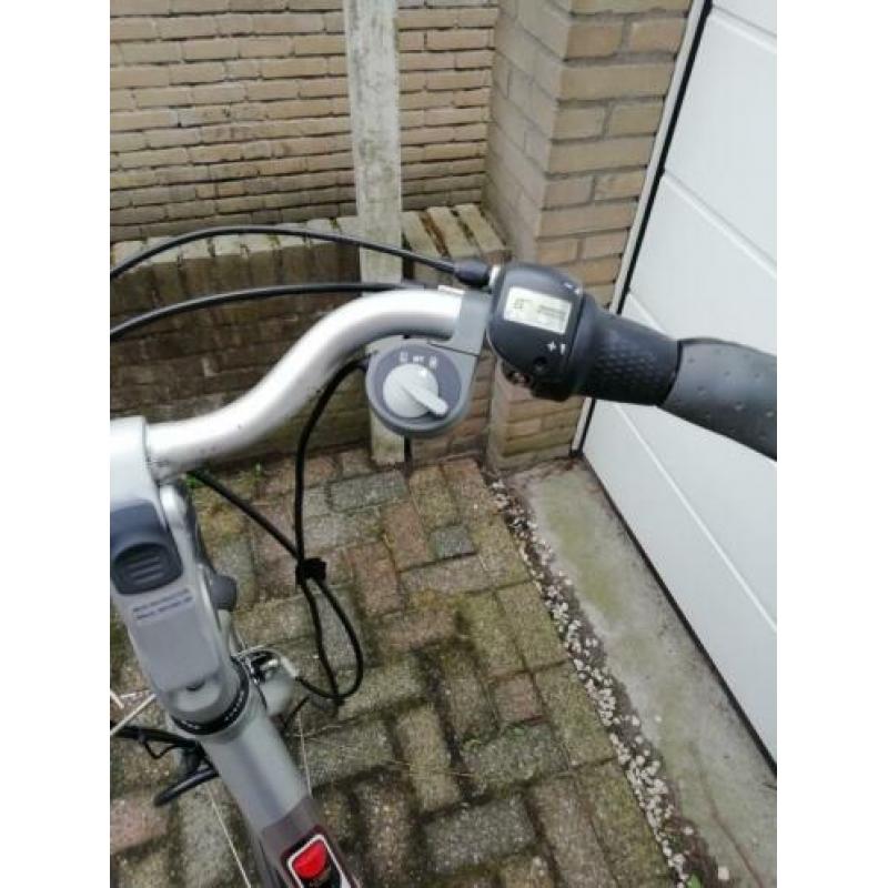 Giant Twist e bike.