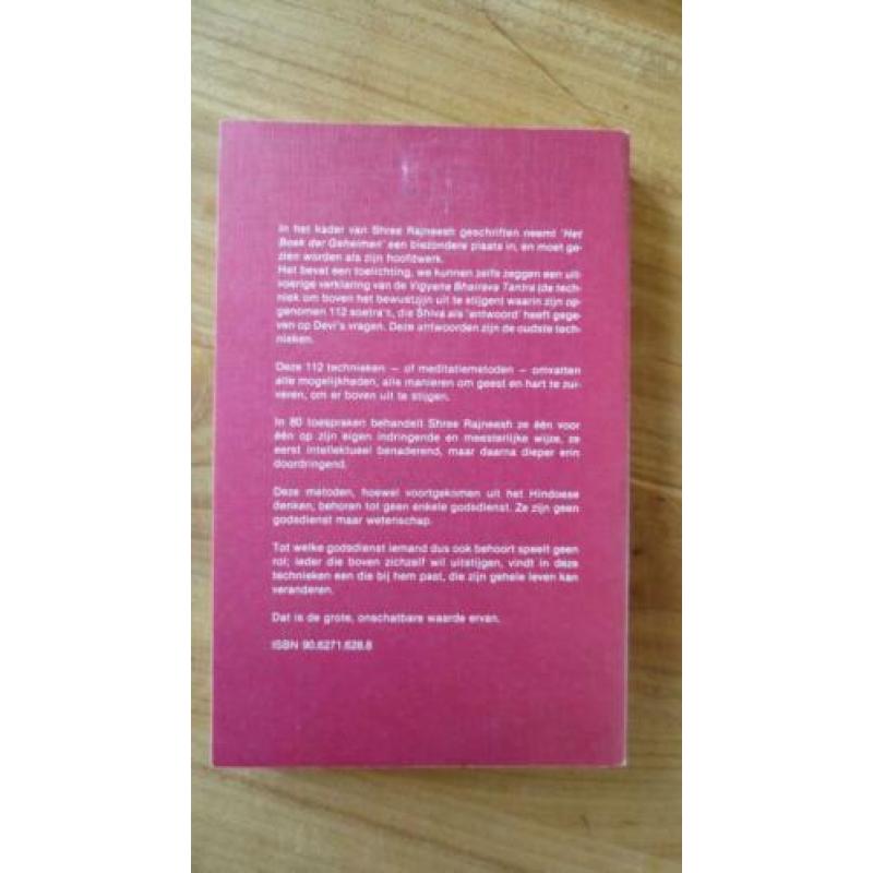 Osho Bhagwan Shree Rajneesh Het Boek der Geheimen deel 4