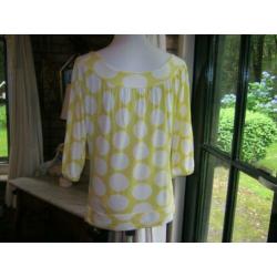 mj/ VOORJAAR !! VILA top maat M met 7/8 mouw geel witte dots
