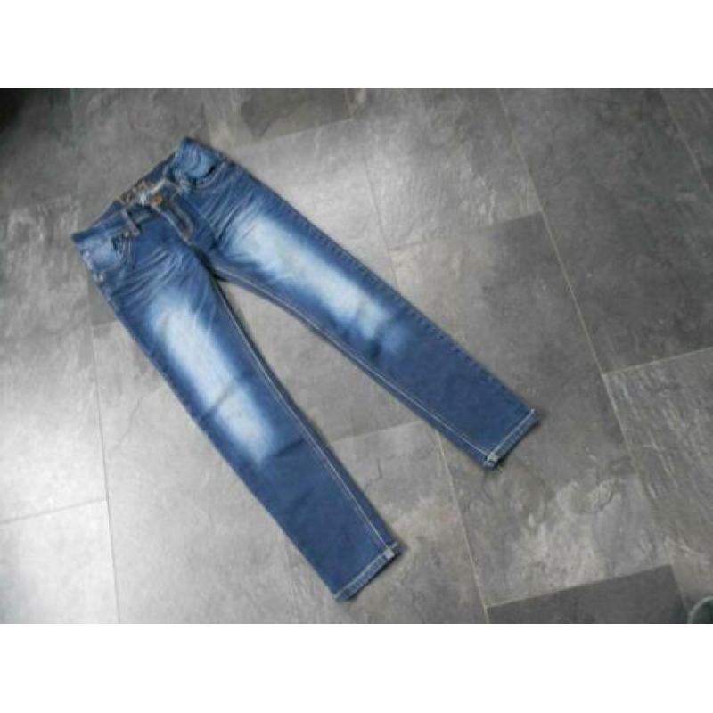 Dzine jeans, maat 146
