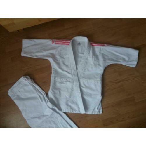 Judopak in nieuwstaat mt 160 (158/164)