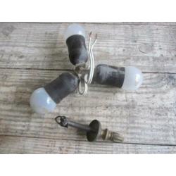 2 oude glazen plafond lampen,plafoniere jaren 70