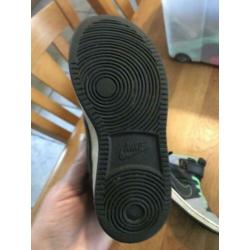 Nike sportschoenen 28.5