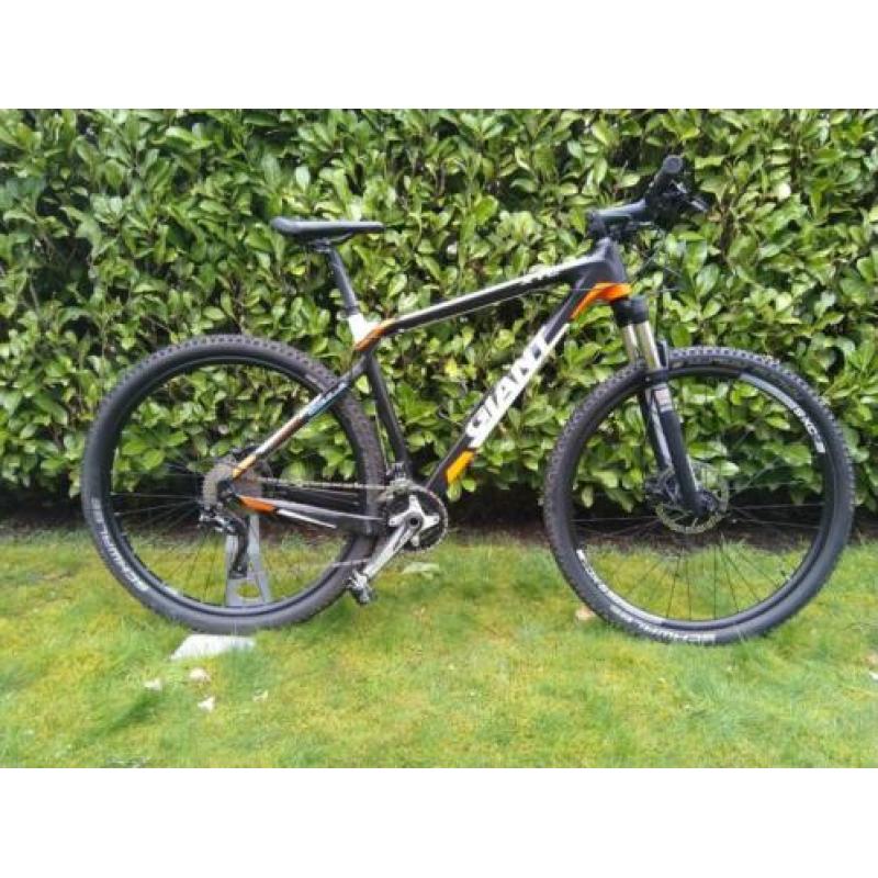 Giant XTC advanced 29er carbon.