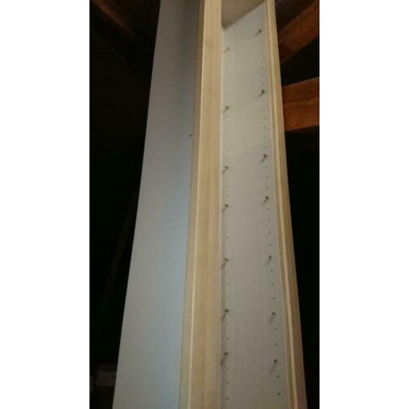 Vitrinekast ikea beukenfineer