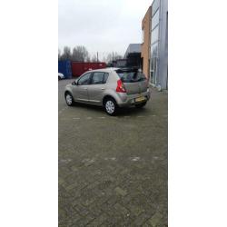 Dacia Sandero 1.6 MPI 90 2009 Grijs Airco