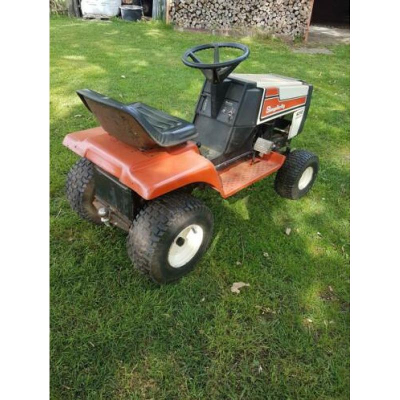 Te Koop goed lopende tuintrekker./zitmaaier