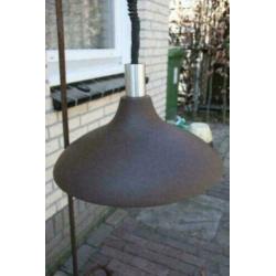 Mooie hanglamp, bruin met verchroomde houder, metaal