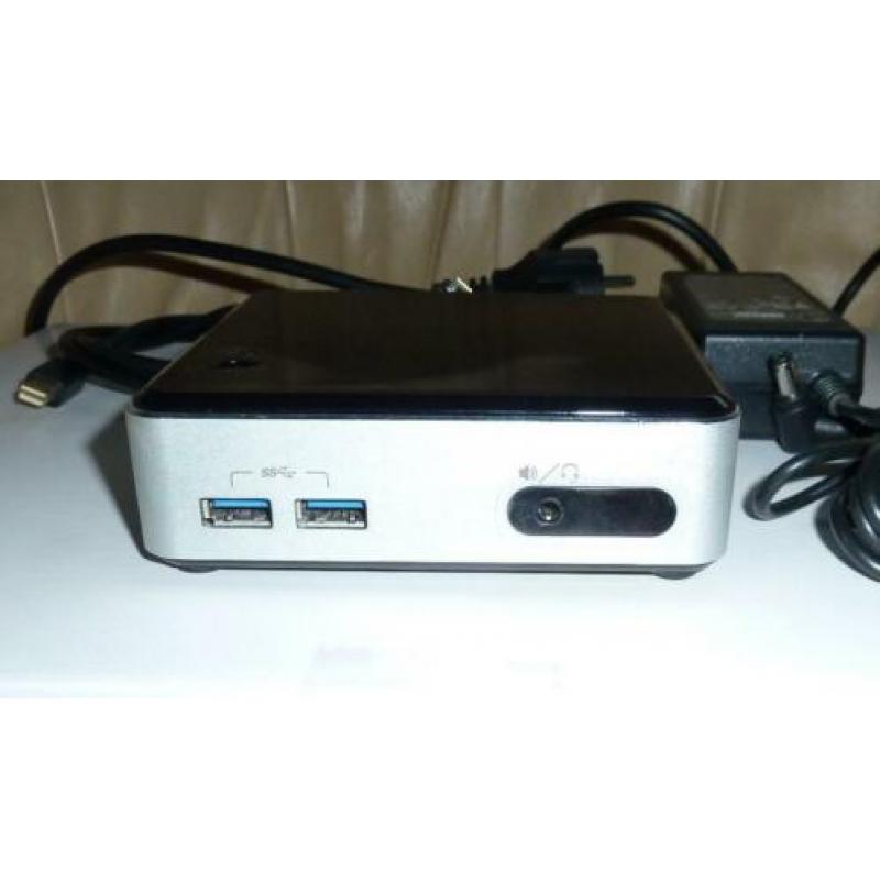 Intel NUC Mini PC: D34010WYK, i3-4010U, 8GB RAM, 120GB SSD.