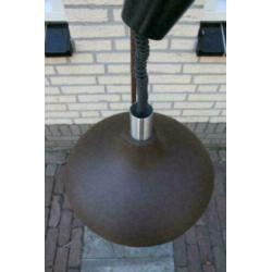 Mooie hanglamp, bruin met verchroomde houder, metaal