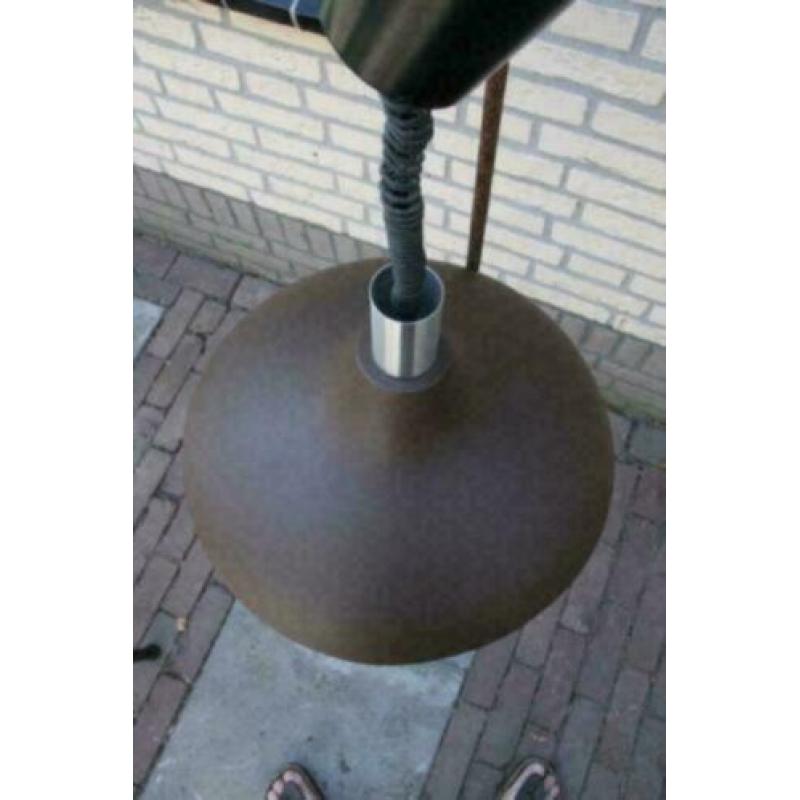 Mooie hanglamp, bruin met verchroomde houder, metaal