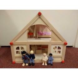 Woodtoys houten poppenhuis met poppetjes - NIEUW - K.39a/2