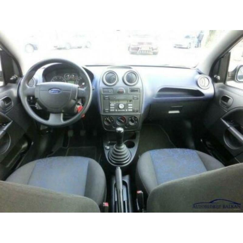 Ford Fiesta 1.4-16V Ambiente