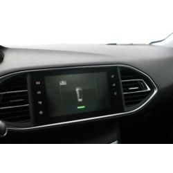 Peugeot 308 1.2 PureTech SW Blue Lease Executive (BNS)