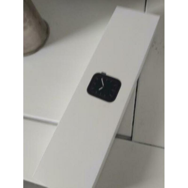 Nieuwe iphone 11 en de Apple swatch