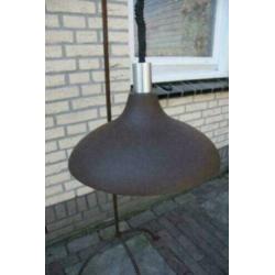 Mooie hanglamp, bruin met verchroomde houder, metaal