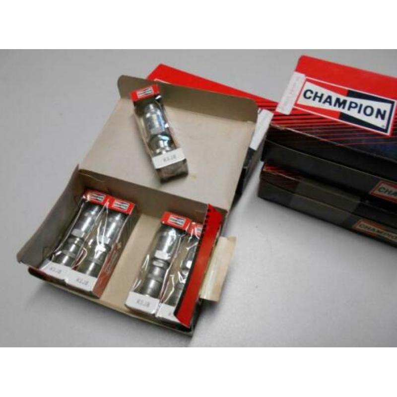Bougies Daf YA RSJ8 Nieuw (Ruim 60 stuks beschikbaar)