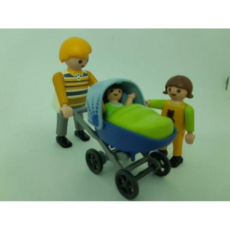 Playmobil vader met kinderen en baby in kinderwagen