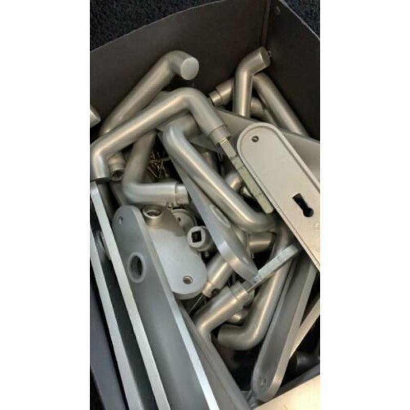 Crica 9 stuks deurbeslag binnen RVS