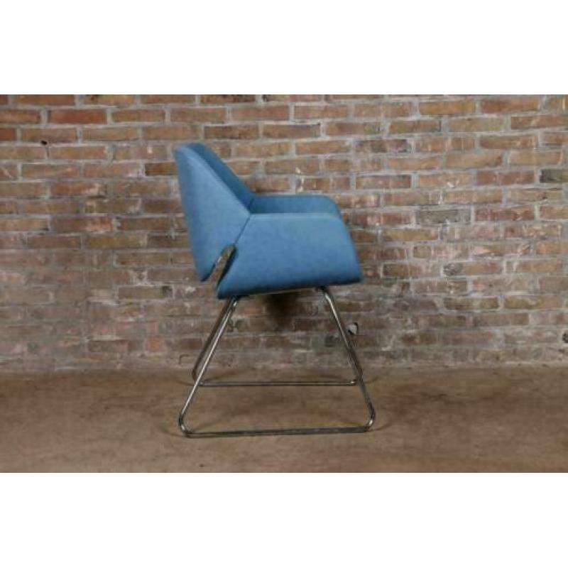 Artifort Gap blauwe designstoel Bij TheResales