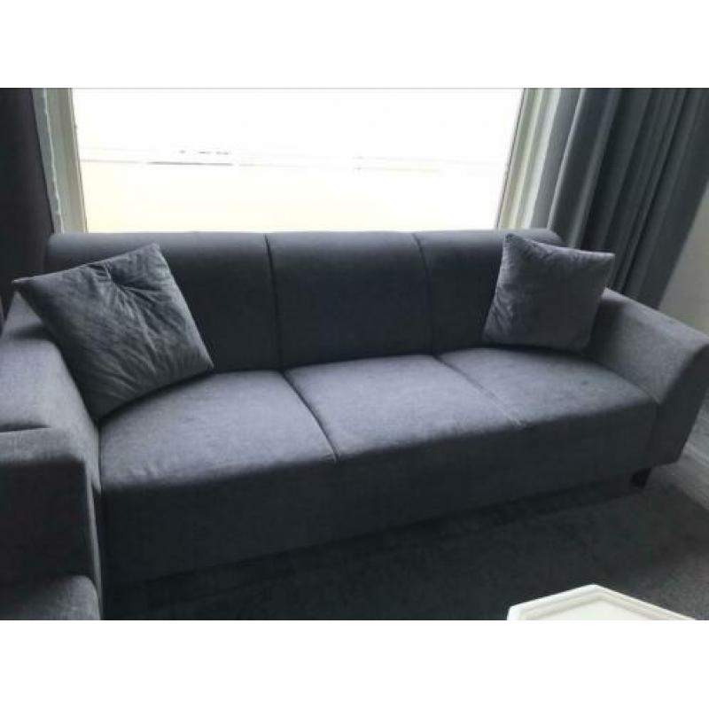 2x3 zits bank grijs inclusief 2 hockers
