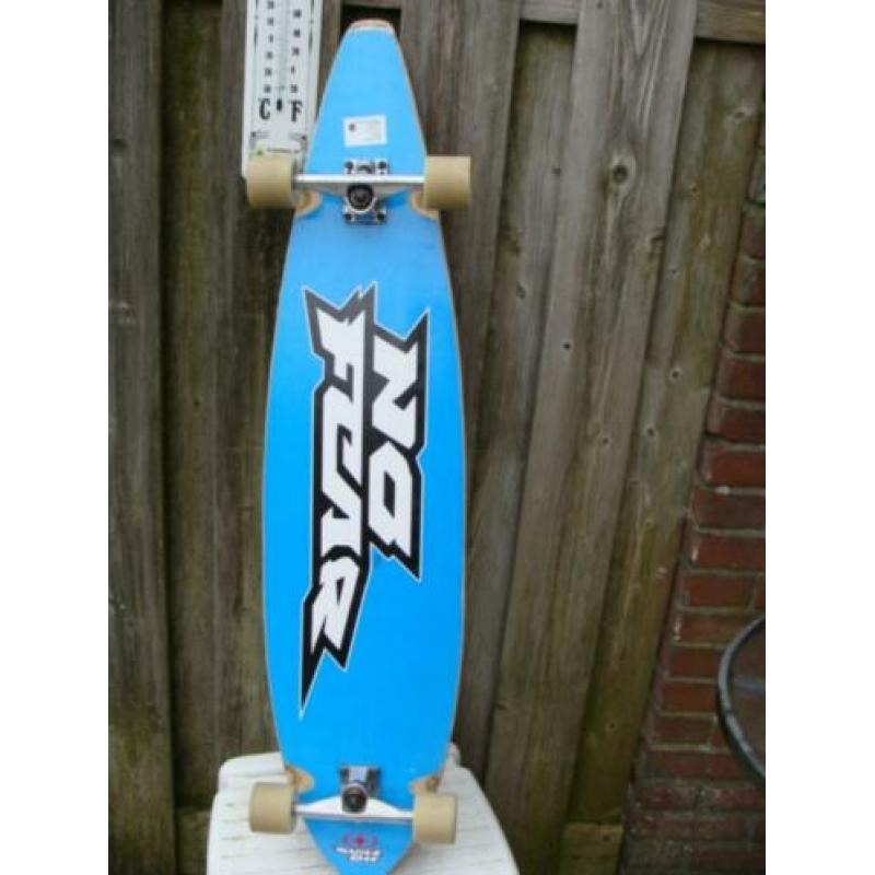 longboard van een meter en12 cm