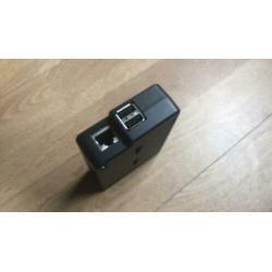 Rasphberry pi met behuizing en voeding