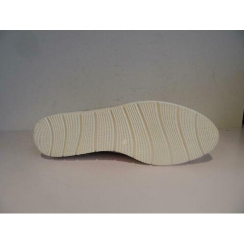 Leuke Caprice veterschoenen maat 39