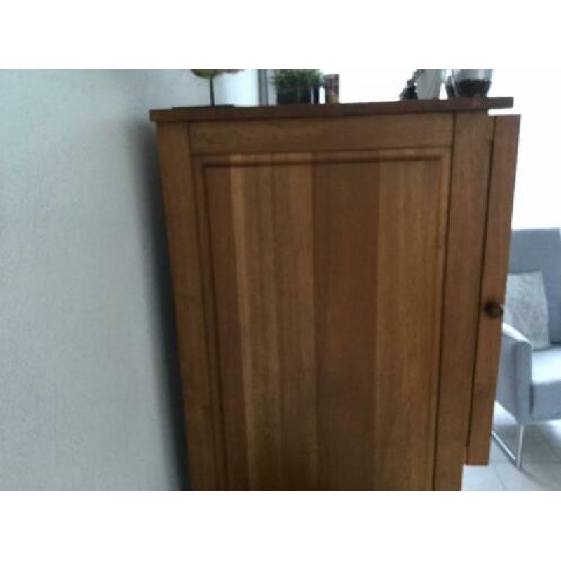 Eiken tv kast maat 126 cm breed en diepte 60 cm hoogte 152
