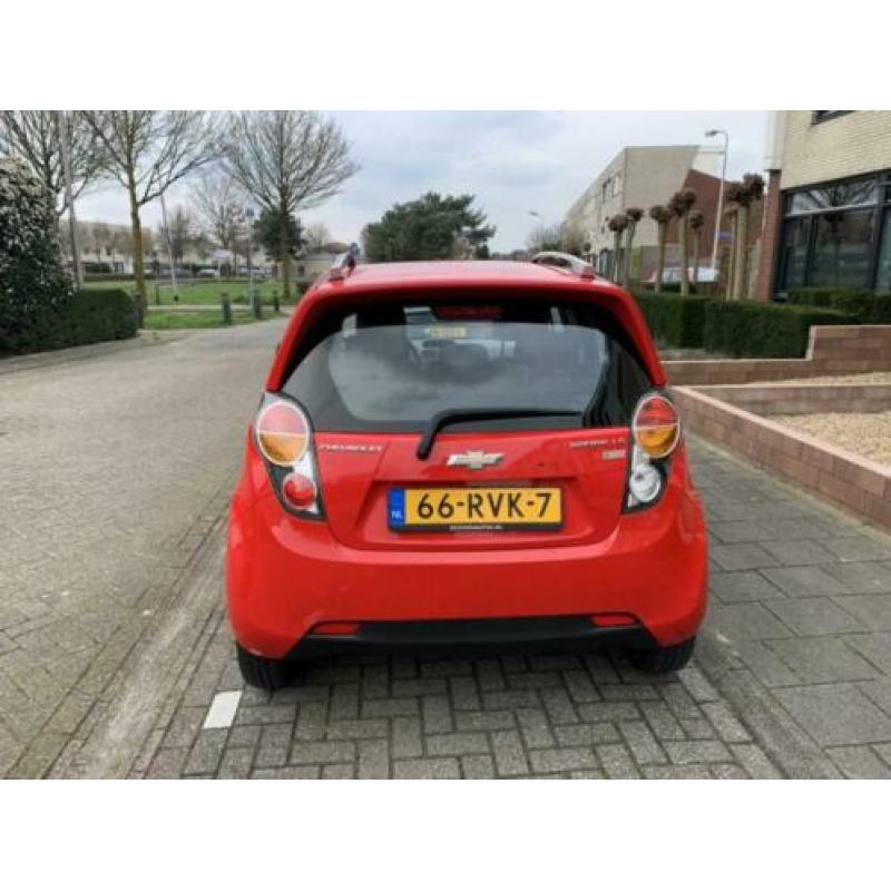 Chevrolet Spark 1.0 Bifuel 2011 Rood NAP