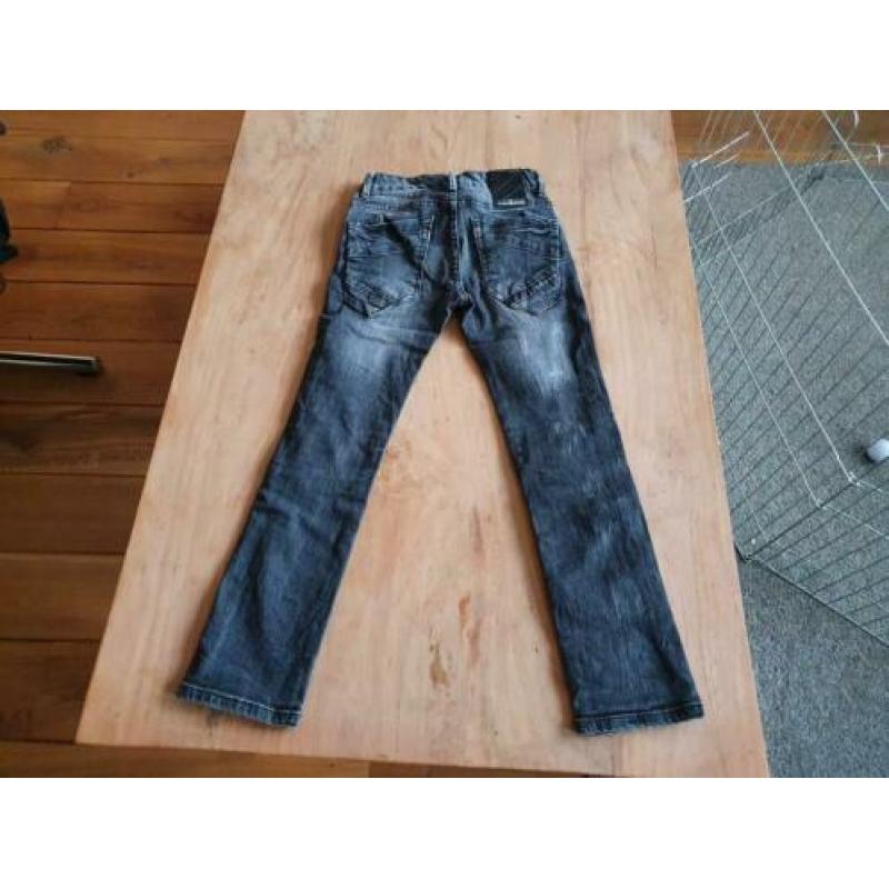 Vingino jeans maat 8