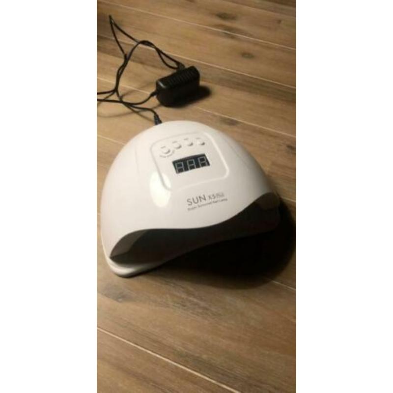 Nagel lamp