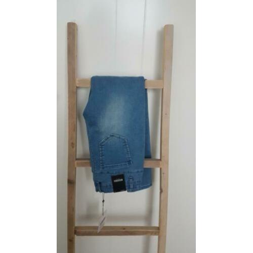 Missguided jeans blauw mt 31/32