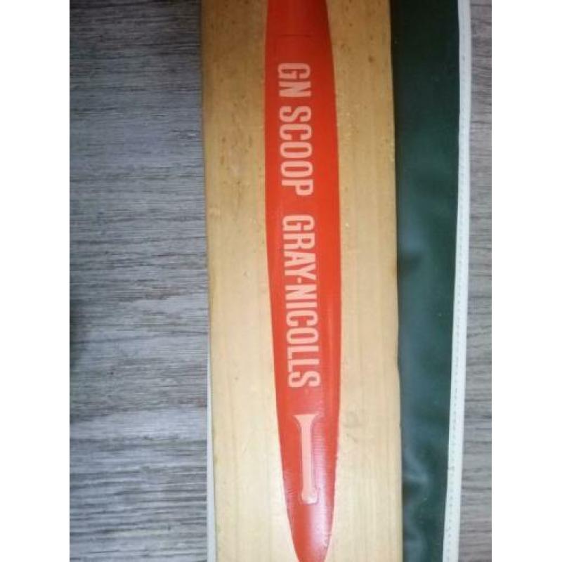 Cricket bat vintage